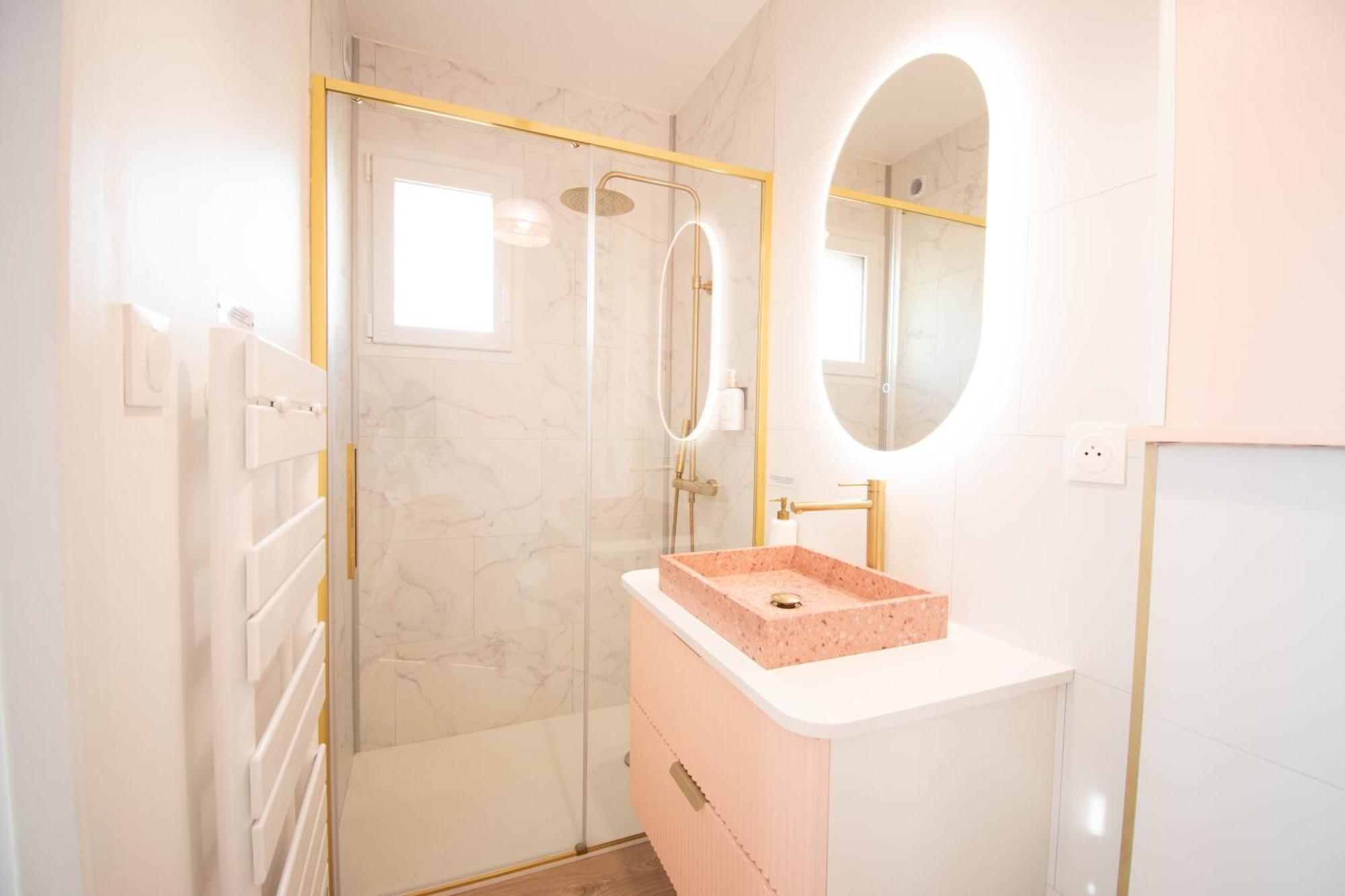 Studio Les 2 Fees - Jacuzzi - Deco Feerique Montfort-sur-Meu Екстер'єр фото